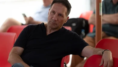 Photo of Damir Uzunović dobitnik nagrade Skender Kulenović za roman “Pariški maraton”