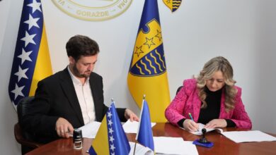 Photo of Ministarstvo za obrazovanje BPK i Centar „Step by Step“ potpisali memorandum o saradnji