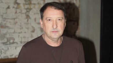 Photo of Hari Varešanović, jedan od najboljih bh. pjevača, slavi 65. rođendan