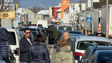 Photo of Ovo postaje nepodnošljivo: Putnici satima čekaju na graničnim prijelazima između BiH i Hrvatske