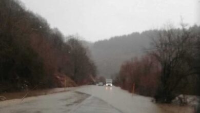 Photo of Na Rostovu obustavljen saobraćaj, zbog izlijevanja rijeke zatvorena cesta Nevesinje-Gacko