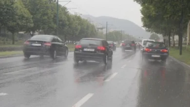Photo of Otežan saobraćaj na većini putnih pravaca zbog obilnih padavina, oprez zbog odrona