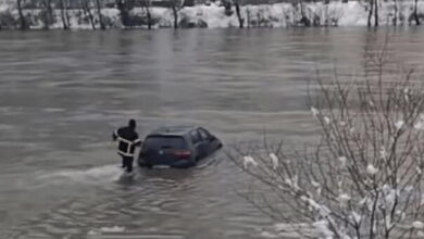 Photo of Vatrogasac koji je ušao u ledenu Drinu: Samo sam radio svoj posao