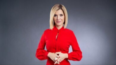 Photo of Emela Burdžović počela raditi na radiju: HIT FM se pohvalio novim pojačanjem
