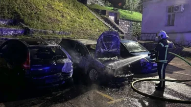 Photo of U Mostaru uhapšene dvije osobe zbog sumnje da su u dvorištu škole zapalile više vozila