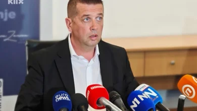 Photo of Ahmed Hamzić: Volio bih da je neko iz Vlade FBiH ovdje i da im se postave neka pitanja; ovo je najteži dan u mom životu