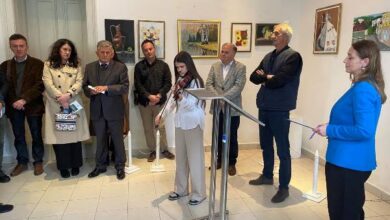 Photo of U gradskoj Art galeriji u Goraždu izložba Bajra Ljukovca „Sjećanje na Nedima“