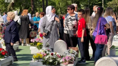 Photo of Aleja mladosti u suzama: Počelo obilježavanje 31. godišnjice masakra na Kapiji