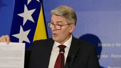 Photo of Mehmedović traži hitnu reakciju: Odlazak Schmidta je dobrodošao, ali ovakav način je apsolutno neprihvatljiv