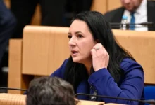 Photo of Obuća o odlasku Schmidta: Ne možete tvrditi da je sve pod kontrolom dok se ključni procesi odvijaju iza leđa