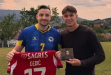 Photo of Amar Dedić se sreo s Mirzom Selimovićem i poklonio mu dres, nakon 10 godina ispravili “nepravdu”