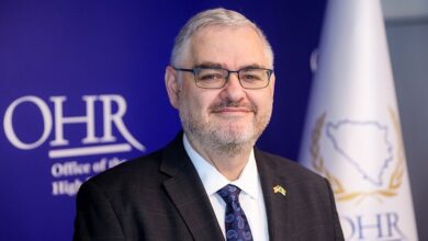Photo of Šmit danas napušta funkciju, Krišok će privremeno obnašati poziciju visokog predstavnika