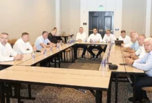 Photo of Čelnici Nogometnog saveza BiH u Americi izglasali promjene: Sezona počinje Superkupom, smanjen broj službenih lica