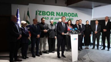 Photo of SDA: Jeftine obmane neće proći ma šta Naša stranka učinila u borbi za moć