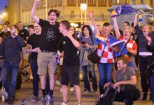 Photo of Zagreb uz BiH: Zmajevi se prate i na Trgu bana Jelačića