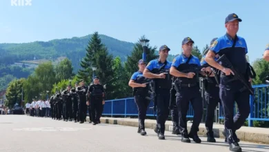 Photo of Defile, raport i počast poginulim policajcima: Ovako je obilježen Dan policije u BPK Goražde