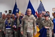 Photo of NATO Štab Sarajevo na simpatičan način najavio duel BiH i SAD-a, američki komandant James Fowler u glavnoj ulozi