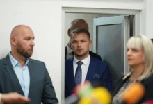 Photo of Stanivuković nastavio s prozivkama vlasti u RS-u zbog racije i incidenta na Palama: “Mladi ljudi su pretrpjeli silu”