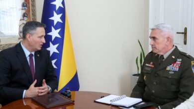 Photo of Bećirović s komandantom NATO-a: Što prije uputit poziv BiH