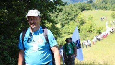 Photo of Dirljiva ispovijest učesnika svakog “Marša mira”: “Srce vuče”