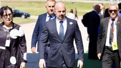 Photo of Ginkel u Potočarima: SAD ostaju posvećene sjećanju, istini i pravdi
