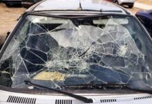Photo of Ljubavna drama završila na sudu: Bivšem partneru razlupala automobil sjekirom