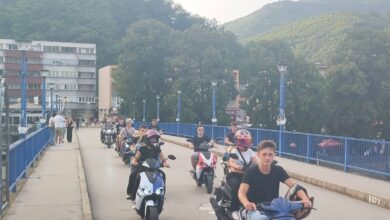 Photo of Jubilarni Moto susreti na Drini: Bajkeri defilirali gradom, priredili tradicionalne moto igre