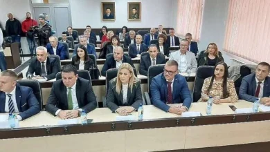 Photo of Vlast se mijenja, a Krajina prazni: Četiri vlade u jednom mandatu nisu na čast nijednoj stranci u Unsko-sanskom kantonu