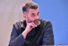Photo of Emir Suljagić: Ratko Mladić je želio da nestanemo s mjesta gdje smo živjeli; on je mrtav, moje kćerke i ja smo još ovdje