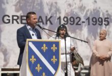 Photo of SEMIR EFENDIĆ NA GREPKU: “Narodu koji je odbranio ovu državu danas su ruke vezane, vrijeme je da ih odvežemo”