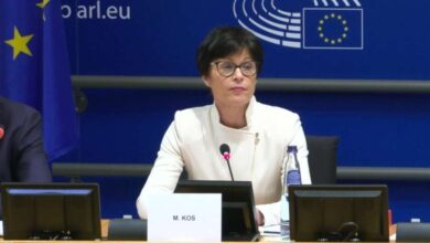 Photo of Marta Kos otkazala posjetu Beogradu zbog sahrane osuđenom ratnom zločincu Ratku Mladiću: “Kako bih mogla pogledati majke Srebrenice”