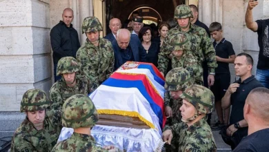 Photo of Evropska komisija zatvorila oči: Glasnogovornica tvrdi da zločinac Ratko Mladić nije sahranjen uz državne počasti