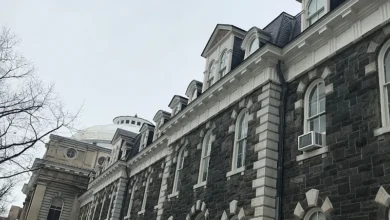 Photo of Skandal u New Yorku: Studenti optuženi za grupno silovanje kolegice, tvrdi se da su za kaznu pisali esej