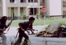 Photo of Prije 34 godine vođena je jedna od ključnih bitaka za Sarajevo: “11 plavih” i Trg heroja nisu pali