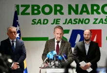 Photo of SDA traži smjene u Tužilaštvu BiH zbog Sarajlije uhapšenog za ispisivanje natpisa “genocidaši” u Istočnom Sarajevu
